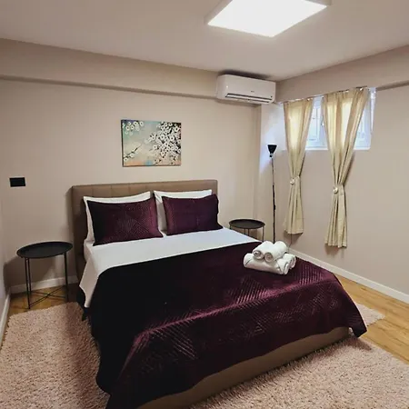 Capital Center Johani E Marini Apartman Tirana